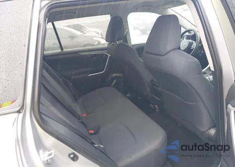 2021 Toyota Rav4 Le z USA, uszkodzony, nr VIN 2T3F1RFV4MC219657